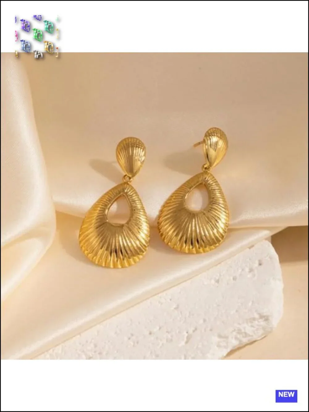 Large Chunky Gold Hollow Circular Dangle Earrings, Vintage Geometric Ribbed